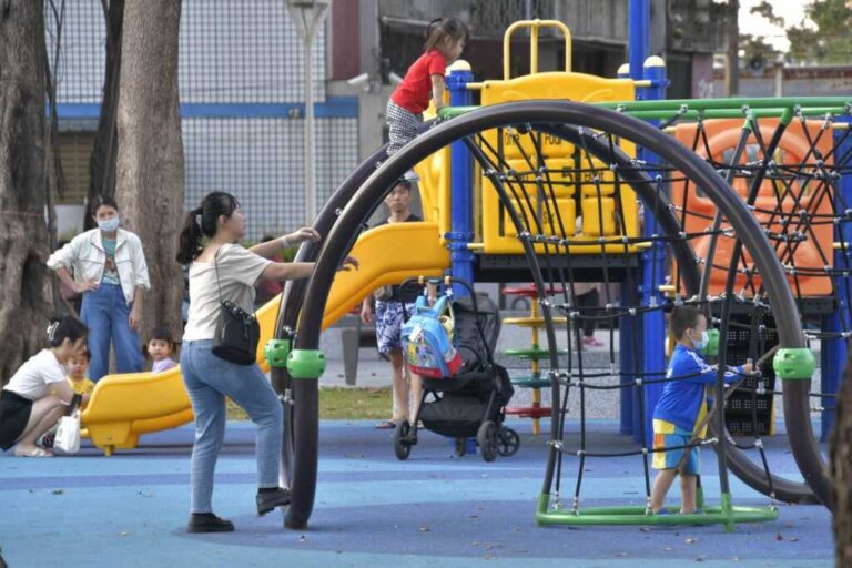 ▲鳳山區自強公園位於勝中路與勝民路，打造成全齡友善多元公園。（高雄市政府提供）